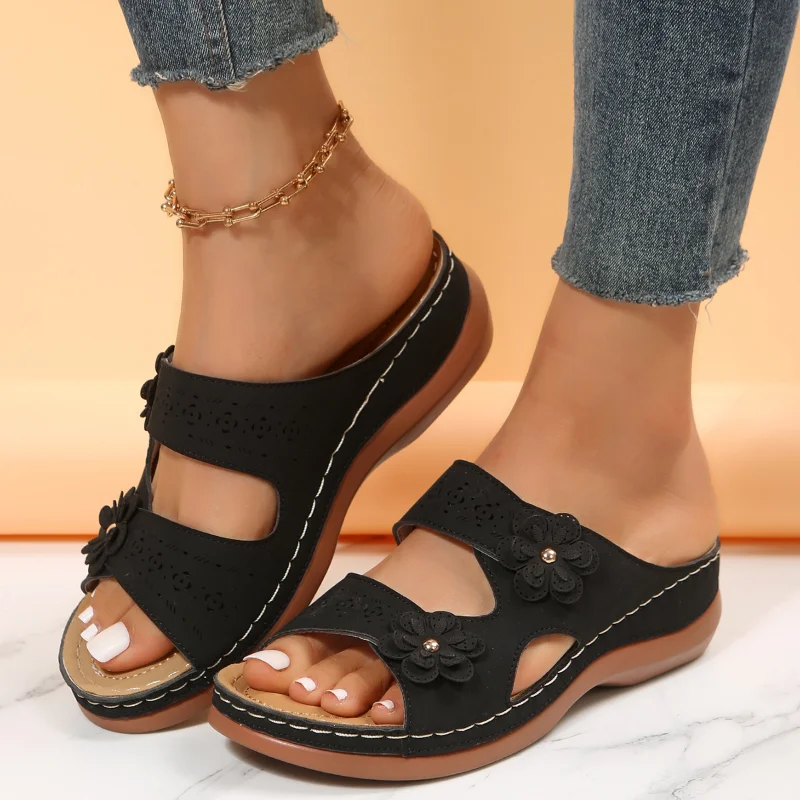 Women Slippers Plus Size Women's Shoes Retro Roman Sandals Women Pu Casual Flower Wedge Sandals Platform Slippers for Women
Women Slippers Plus Size Women's Shoes Retro Roman Sandals Women Pu Casual Flower Wedge Sandals Platform Slippers for Women