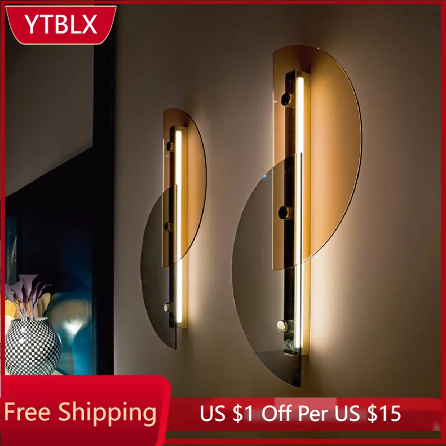 Modern wall lamp indoor home aisle Nordic contemporary art copper lamp used to decorate bedroom bathroom balcony bar copper lamp
Modern wall lamp indoor home aisle Nordic contemporary art copper lamp used to decorate bedroom bathroom balcony bar copper lamp