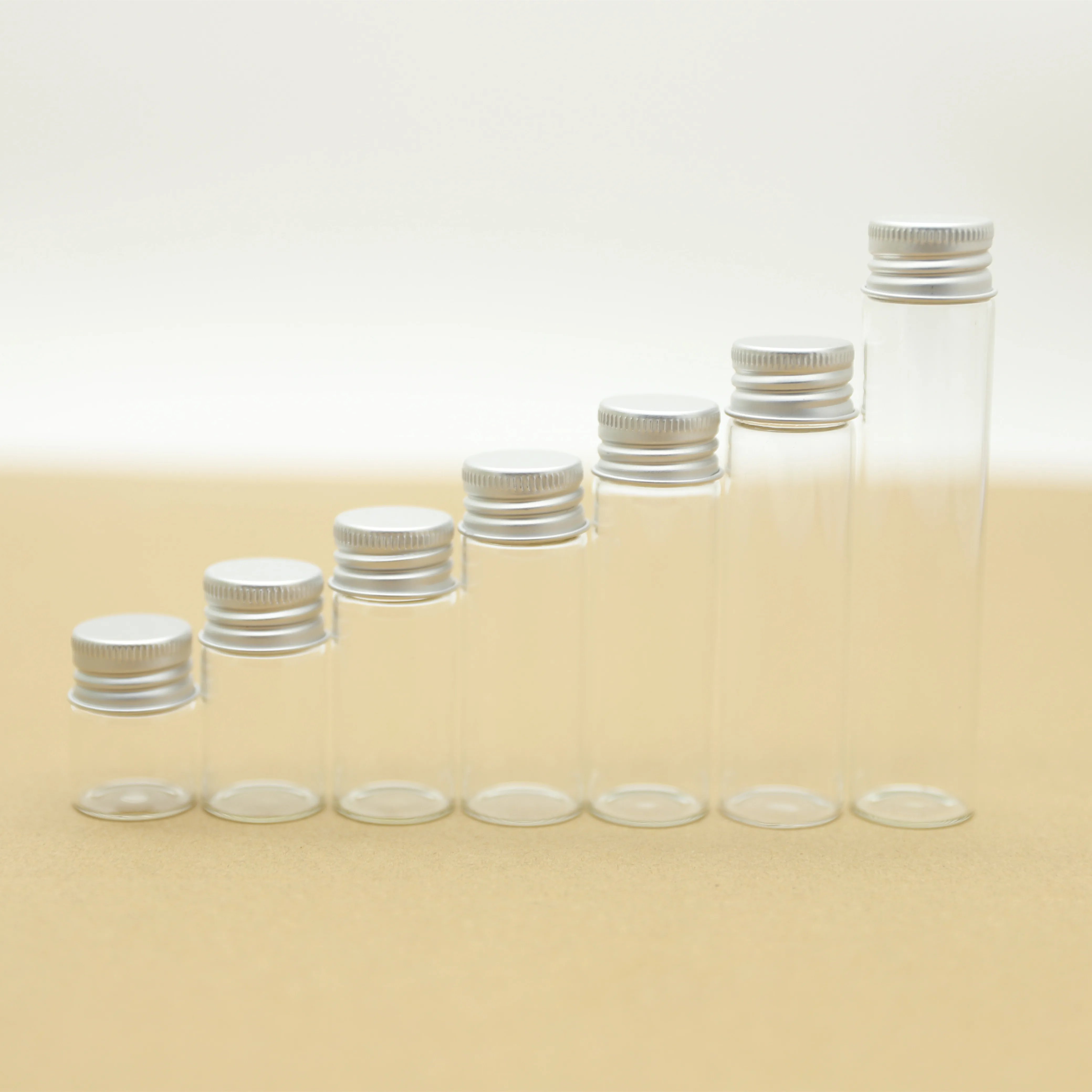 

50 pcs/lot 5ml/8ml/10ml/15ml/20ml/25ml Small Glass Bottle Glass Jars Silver Screw Cap Test Tube DIY Bottles Container Tiny Vials
