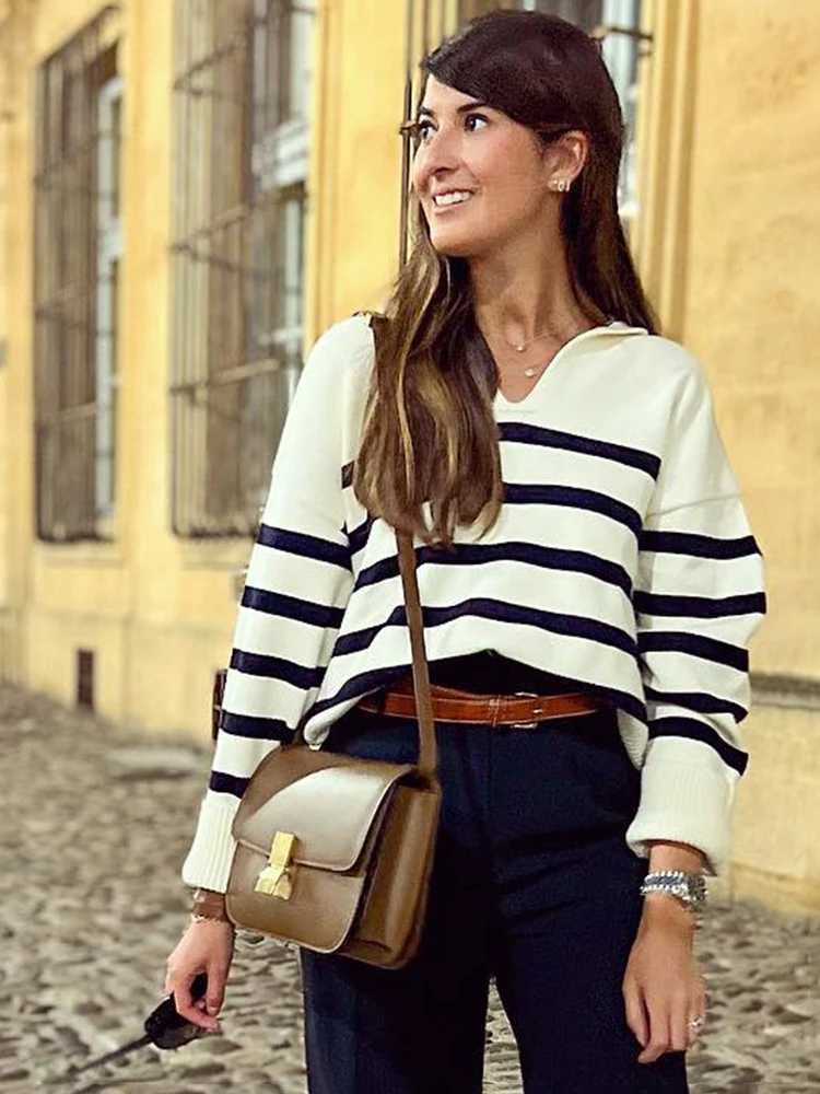 Jyate 2022 Striped Long Sleeve Knitted Sweater Women Casual Simple Lapel Neck Pullover Sweater Autumn Winter Cotton Tops Female
Jyate 2022 Striped Long Sleeve Knitted Sweater Women Casual Simple Lapel Neck Pullover Sweater Autumn Winter Cotton Tops Female