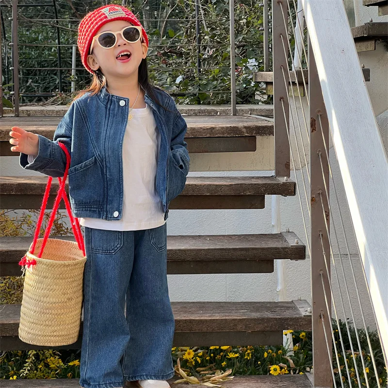 MILA CHOU 2023 Spring Girls Casual Long-sleeve Denim 2Pcs Set Children Jacket Coat + Jeans Suit Kids Clothes 2-8Y
MILA CHOU 2023 Spring Girls Casual Long-sleeve Denim 2Pcs Set Children Jacket Coat + Jeans Suit Kids Clothes 2-8Y