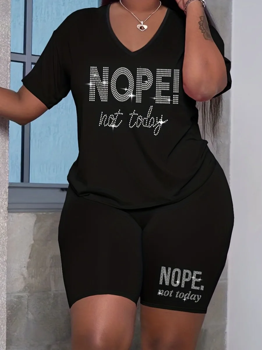LW Plus Size Two pieces set V Neck letter print Rhinestone Shorts Set women summer casual short sleeve set T Shirt Two Piece Set
LW Plus Size Two pieces set V Neck letter print Rhinestone Shorts Set women summer casual short sleeve set T Shirt Two Piece Set