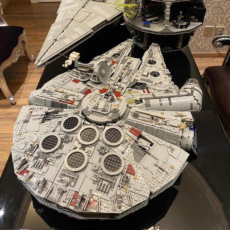 War Toy Destroyer Compatible 05132 75192 Millennium Falcon 8445pcs Model Building Blocks High Difficulty Brick Adult Gifts Set
War Toy Destroyer Compatible 05132 75192 Millennium Falcon 8445pcs Model Building Blocks High Difficulty Brick Adult Gifts Set