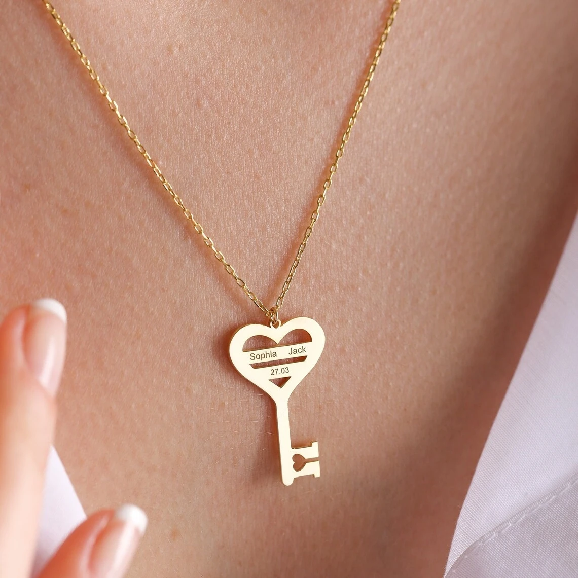 Custom Heart Key Couple Name Necklace Women Wedding Jewelry Stainless Steel Gold Color Nameplate Necklace Anniversay Gifts
Custom Heart Key Couple Name Necklace Women Wedding Jewelry Stainless Steel Gold Color Nameplate Necklace Anniversay Gifts