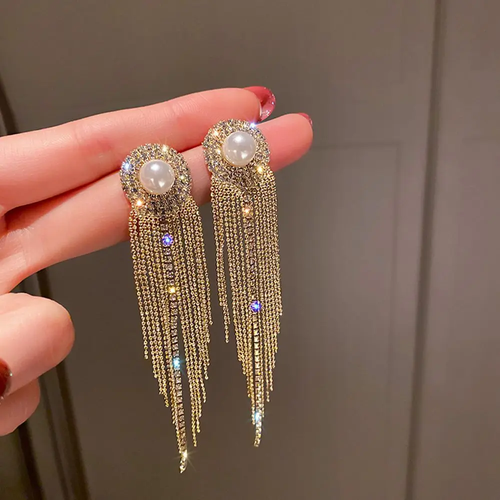New Version Full Rhinestone Long Tassel Earrings Women's Simple Golden Silver Color Earrings Party Jewelry Beautiful Gifts
New Version Full Rhinestone Long Tassel Earrings Women's Simple Golden Silver Color Earrings Party Jewelry Beautiful Gifts