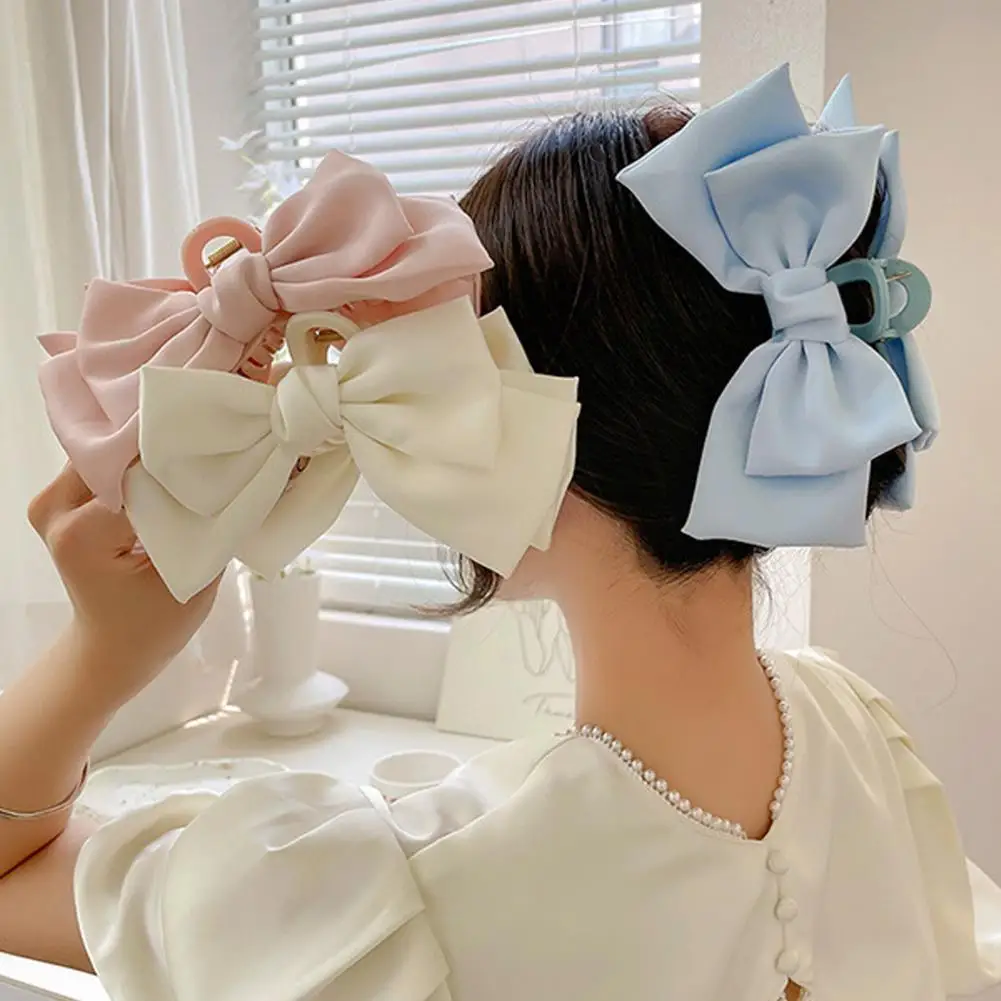 Korean Style Solid Color Hair Claw Sweet Women Satin Bowknot Decor Big Hair Clip Styling Tool
Korean Style Solid Color Hair Claw Sweet Women Satin Bowknot Decor Big Hair Clip Styling Tool