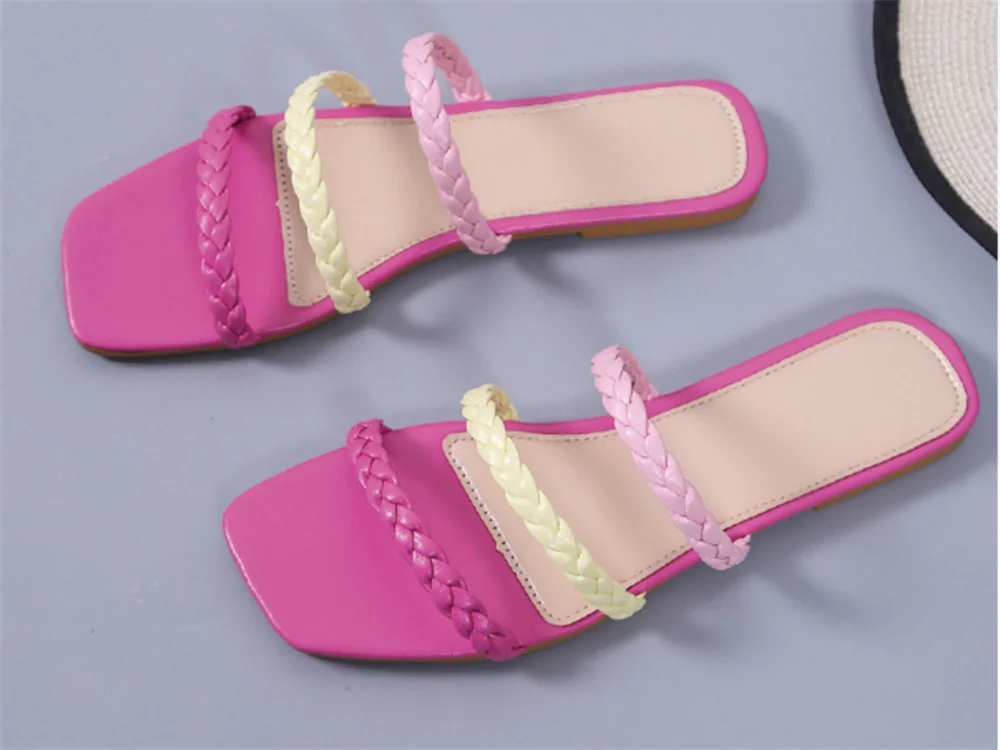 2022 European and American women's square head flat bottom woven hollow slippers 2851
2022 European and American women's square head flat bottom woven hollow slippers 2851