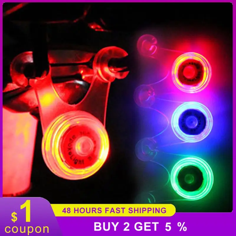 Миниатюрный уличный фонарь для кемпинга, многофункциональная силиконовая аккумуляторная лампа для ночного бега, водонепроницаемая лампа с крючком для рюкзака 
Миниатюрный уличный фонарь для кемпинга, многофункциональная силиконовая аккумуляторная лампа для ночного бега, водонепроницаемая лампа с крючком для рюкзака