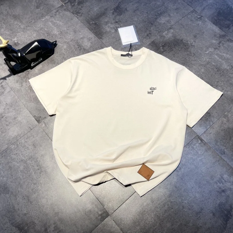 Ac studios Summer Lovers Letter Series Smiling Face Cotton Slim Round Neck Short Sleeve T-shirt Classic Versatile Tees
Ac studios Summer Lovers Letter Series Smiling Face Cotton Slim Round Neck Short Sleeve T-shirt Classic Versatile Tees