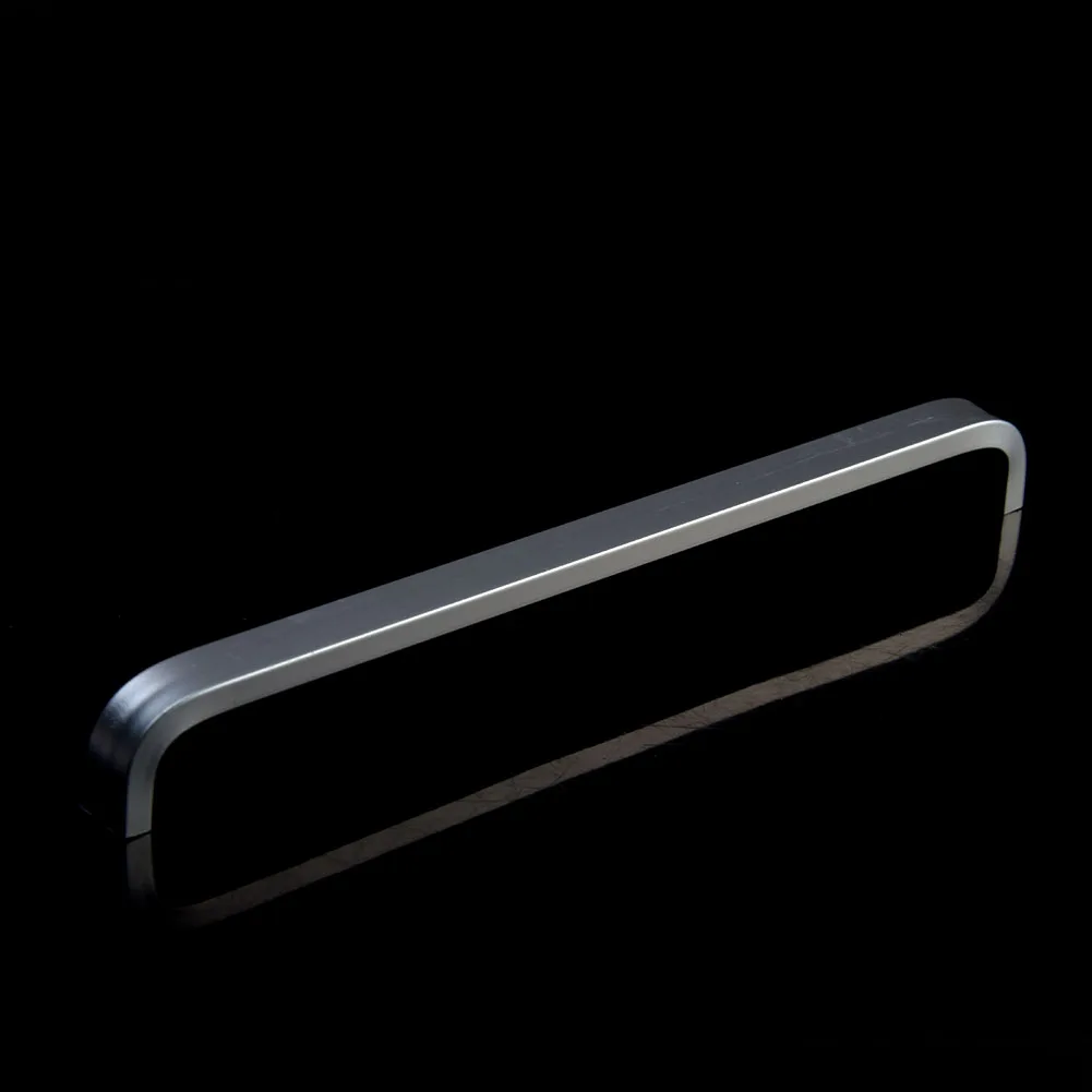 Replacement Solid Hollowing Space Aluminum Home Easy Install 2 Screws 64mm 96mm 128mm 160mm 192mm 5 Lengths Wardrobe Handle
Replacement Solid Hollowing Space Aluminum Home Easy Install 2 Screws 64mm 96mm 128mm 160mm 192mm 5 Lengths Wardrobe Handle