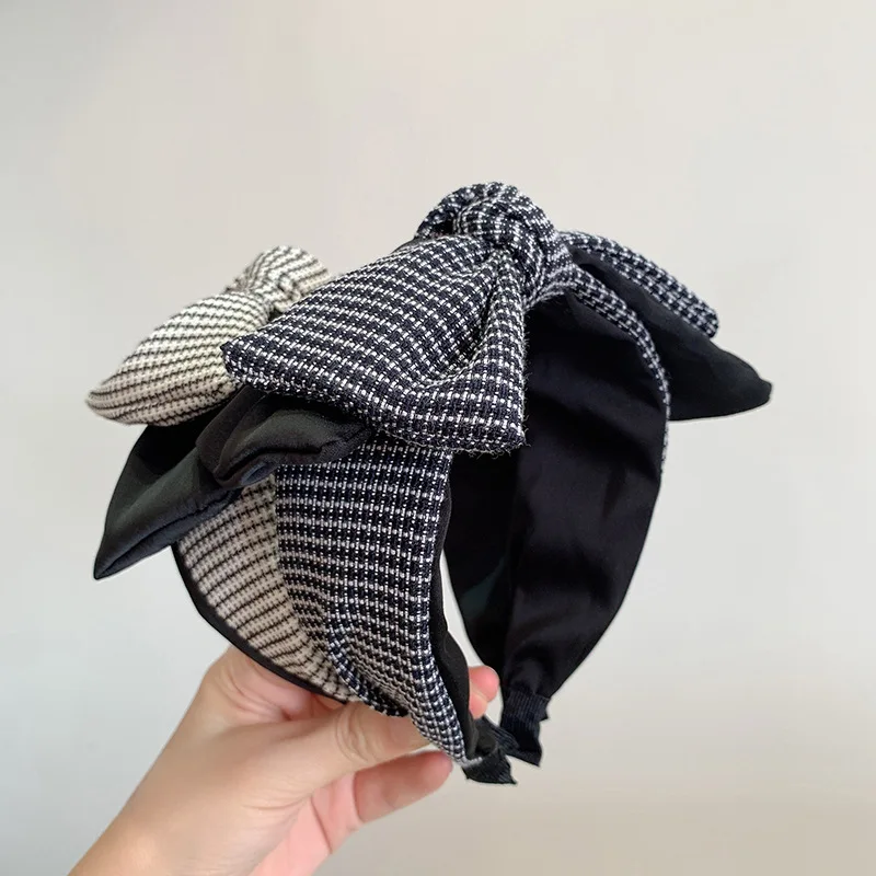 Black White Check Big Bow Head Band Female Wide Hair Hoop Bundle High Cranial Pressure Wash Makeup Korean Hair Accessories Women
Black White Check Big Bow Head Band Female Wide Hair Hoop Bundle High Cranial Pressure Wash Makeup Korean Hair Accessories Women