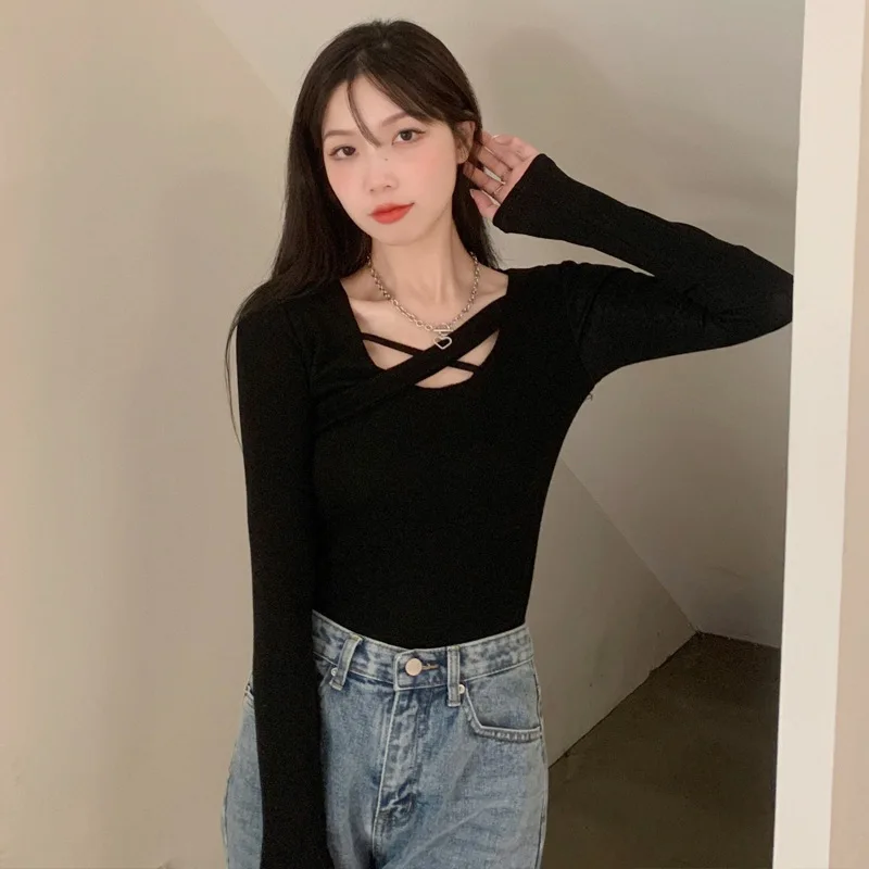 2021 NEW FASHION WOMEN Women's T-Shirt Solid Color Round Neck Top Long Sleeve Bottoming Shirt 2022
2021 NEW FASHION WOMEN Women's T-Shirt Solid Color Round Neck Top Long Sleeve Bottoming Shirt 2022