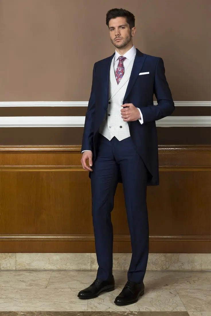 2022 Latest Navy Blue Suit For Men Smart Businesss Tuexdo 3 Pieces Wedding Groomsman Blazer Set With Waistcoat and Suit Pants
2022 Latest Navy Blue Suit For Men Smart Businesss Tuexdo 3 Pieces Wedding Groomsman Blazer Set With Waistcoat and Suit Pants