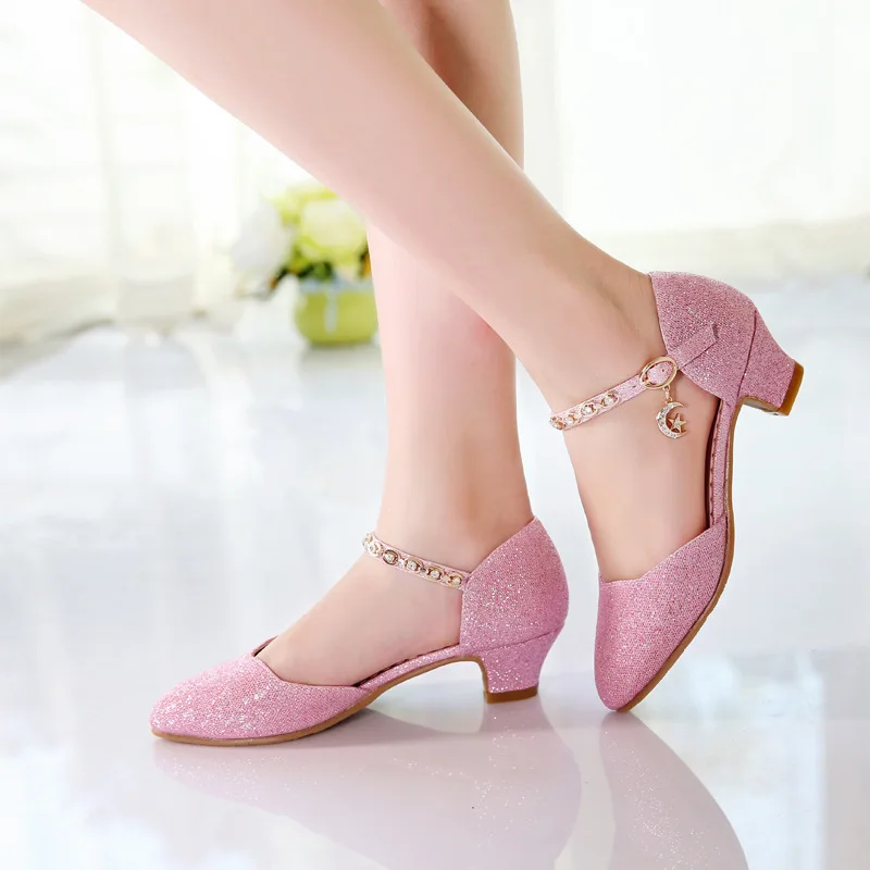 New Children Performance High Heels Girls Princess Dance Party Moccasins Breathable Baby Toddler Kids Shoes 03
New Children Performance High Heels Girls Princess Dance Party Moccasins Breathable Baby Toddler Kids Shoes 03