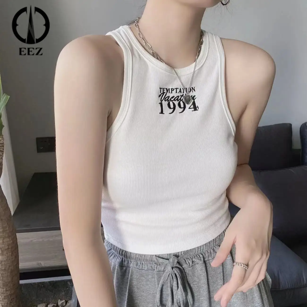【1994 Embroidery】Rib Knit Basic Casual Vests Women Sexy Crop Tops Summer O Neck Sleeveless Slim Skinny Stretchy White Tank Y2k
【1994 Embroidery】Rib Knit Basic Casual Vests Women Sexy Crop Tops Summer O Neck Sleeveless Slim Skinny Stretchy White Tank Y2k