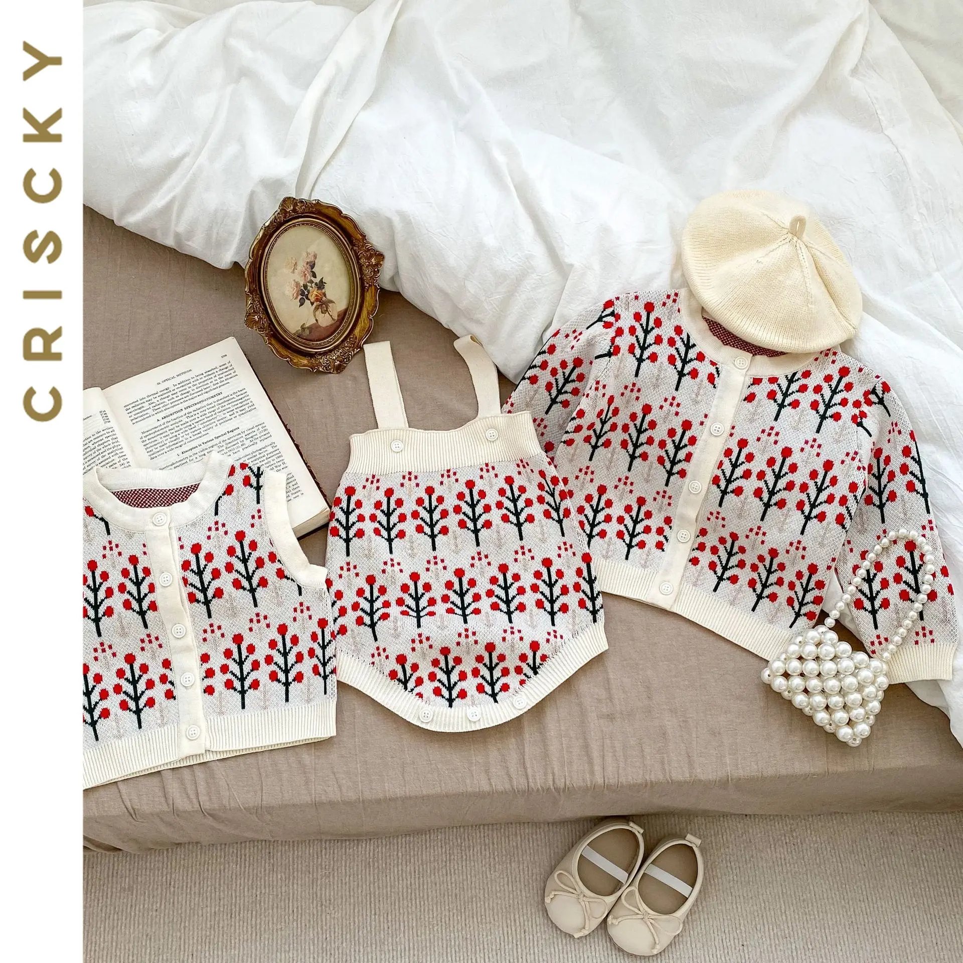 2023 Autumn Winter Newborn Baby Girls Clothes Set Long Sleeve Coat Vest Romper Knit Set Toddle Baby Lovely outfit Clothing
2023 Autumn Winter Newborn Baby Girls Clothes Set Long Sleeve Coat Vest Romper Knit Set Toddle Baby Lovely outfit Clothing