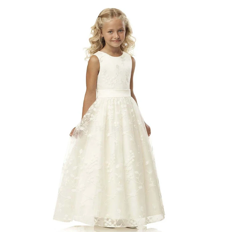 Popular white round neck shoulder wrap lace embroidered long European and American flower girl dress performance dance
Popular white round neck shoulder wrap lace embroidered long European and American flower girl dress performance dance