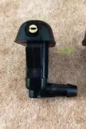 1 шт. омыватель переднего стекла для Toyota Land Cruiser Prado 120 2003-2008 85381-44010 насадка для распыления воды ветрового стекла для Gx470 
1 шт. омыватель переднего стекла для Toyota Land Cruiser Prado 120 2003-2008 85381-44010 насадка для распыления воды ветрового стекла для Gx470