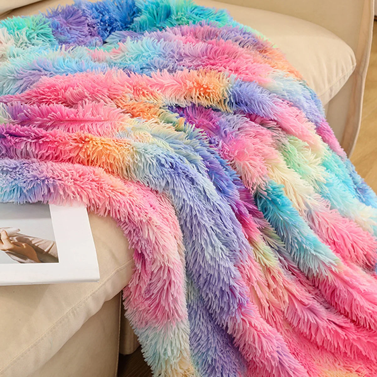 Rainbow Super Soft Faux Fur Throw Blanket Warm Fluffy Shaggy Sherpa Backing Warm and Cozy Decorative Sofa Bed Double Bedspread
Rainbow Super Soft Faux Fur Throw Blanket Warm Fluffy Shaggy Sherpa Backing Warm and Cozy Decorative Sofa Bed Double Bedspread