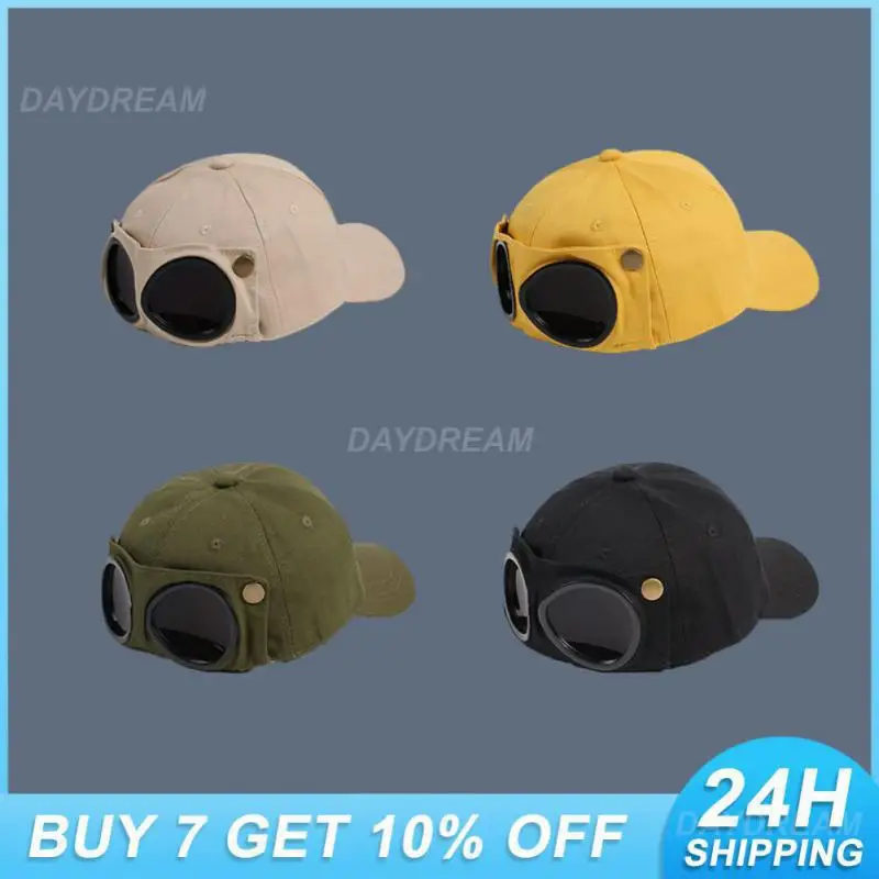 Новинка 2022, летняя кепка-Авиатор, бейсболка для мужчин и женщин, женская стандартная Кепка с солнцезащитными очками, уличная Солнцезащитная шляпа
Новинка 2022, летняя кепка-Авиатор, бейсболка для мужчин и женщин, женская стандартная Кепка с солнцезащитными очками, уличная Солнцезащитная шляпа