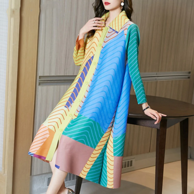 Miyake Pleated Long Sleeve Dress Hit Color Striped Loose Lapel Single Breasted Dresses Wild 2022 New Autumn Fashion
Miyake Pleated Long Sleeve Dress Hit Color Striped Loose Lapel Single Breasted Dresses Wild 2022 New Autumn Fashion