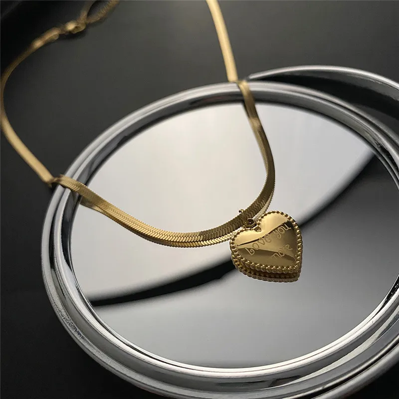 Heart Pendant Necklace For Women Vintage Gold Blade Chain Love You More Necklaces Lover Aesthetic Jewellery Valentine's Day Gift
Heart Pendant Necklace For Women Vintage Gold Blade Chain Love You More Necklaces Lover Aesthetic Jewellery Valentine's Day Gift