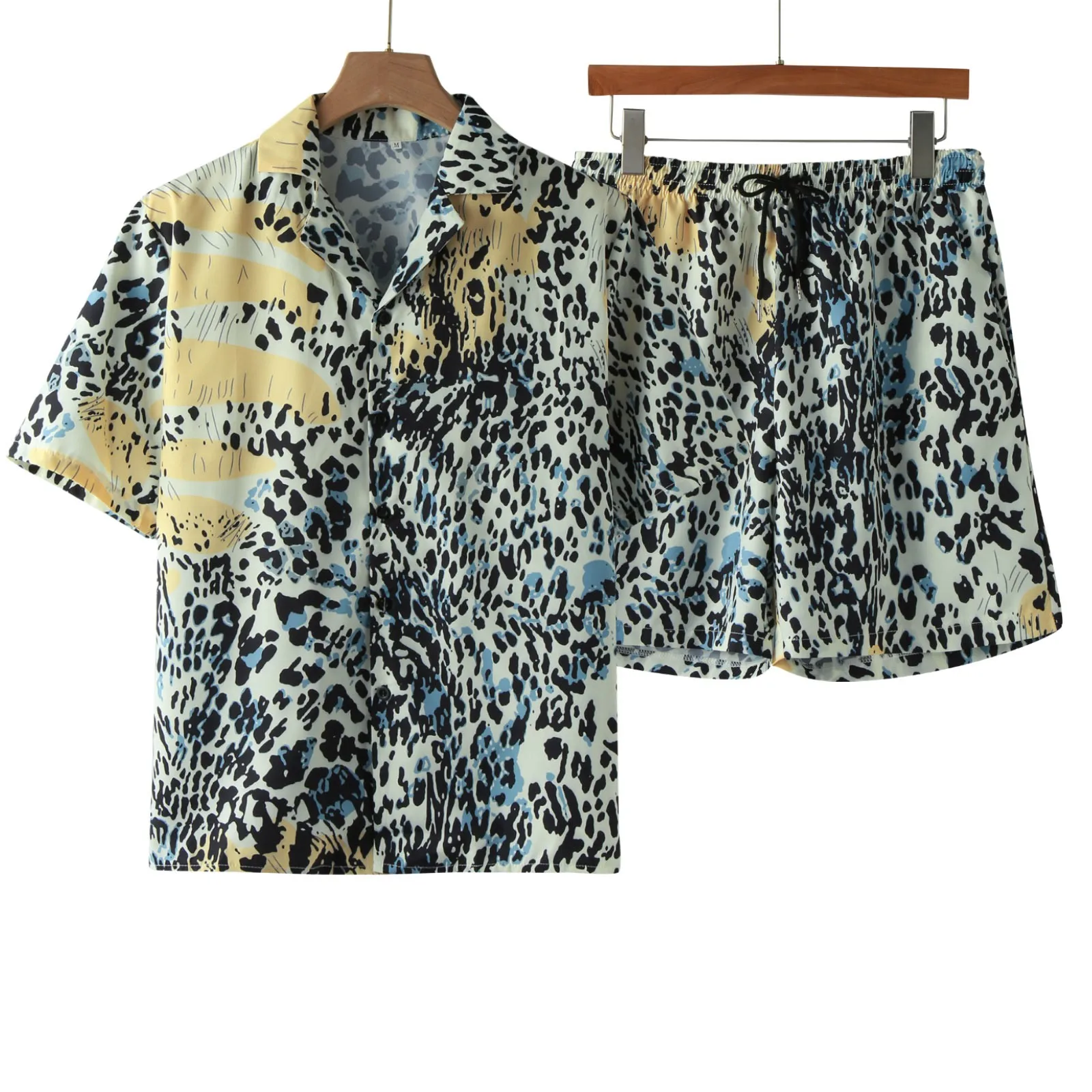 Summer Men Hawaiian Leopard Shirt Shorts Set Short Sleeve Print Lapel Button Tops Bottoms Tracksuit
Summer Men Hawaiian Leopard Shirt Shorts Set Short Sleeve Print Lapel Button Tops Bottoms Tracksuit