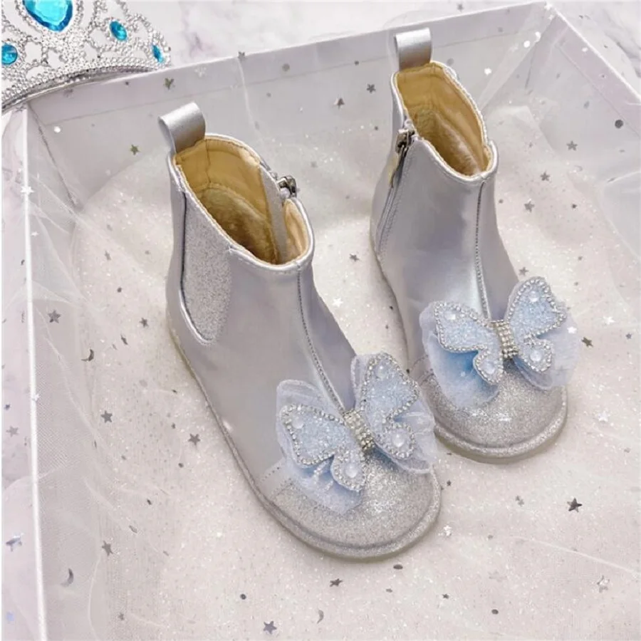 Girls' Short Boots 2023 Autumn/Winter New Baby Boots Princess Leather Shoes Show Horse Boots Single Boot Silver Pink 24-36
Girls' Short Boots 2023 Autumn/Winter New Baby Boots Princess Leather Shoes Show Horse Boots Single Boot Silver Pink 24-36