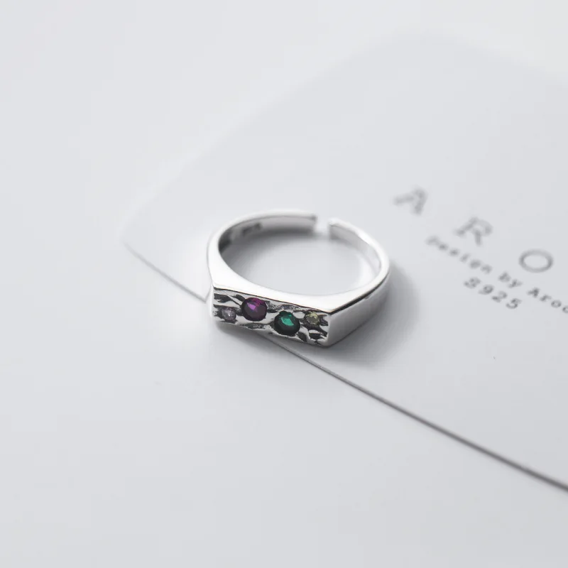 925 Sterling Silver Vintage Personality Rings Luxury Temperament Finger Ring For Women Lady Daughter Jewelry Party Best Gifts
925 Sterling Silver Vintage Personality Rings Luxury Temperament Finger Ring For Women Lady Daughter Jewelry Party Best Gifts