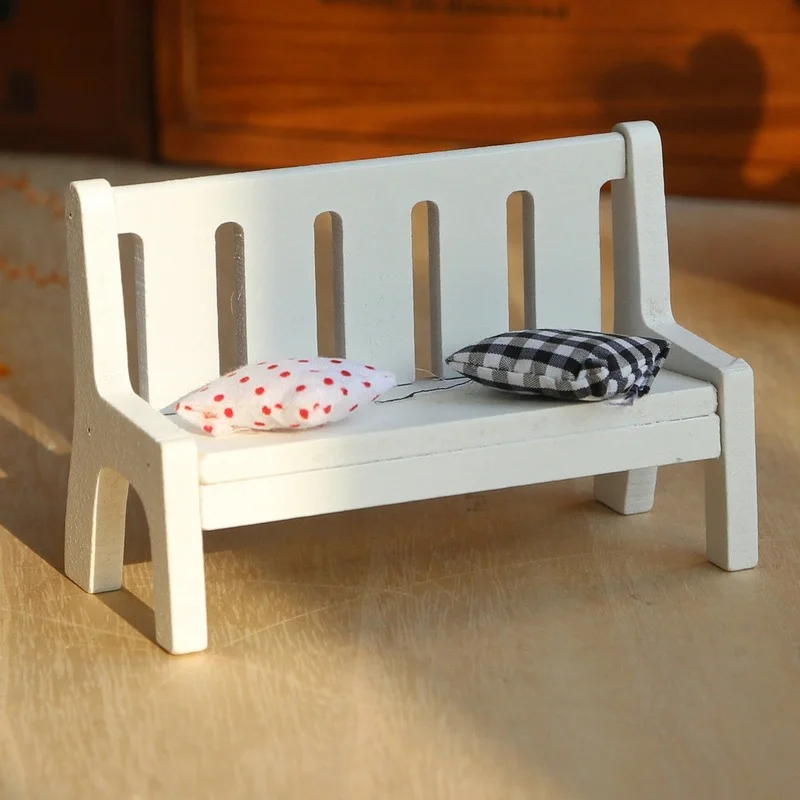 Creative Solid Wood Home Small Chair Decoration Desktop Cute Girl Heart Decoration Mini Wooden Table and Chair Photo Props
Creative Solid Wood Home Small Chair Decoration Desktop Cute Girl Heart Decoration Mini Wooden Table and Chair Photo Props