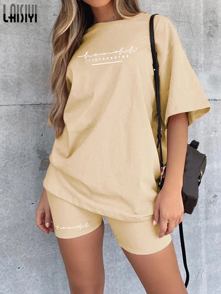 Women's 2 Piece Outfit Casual Short Sleeve T-Shirts Bodycon Shorts Set Two Piece for Women Summer Tracksuit Sweatsuits Suits
Women's 2 Piece Outfit Casual Short Sleeve T-Shirts Bodycon Shorts Set Two Piece for Women Summer Tracksuit Sweatsuits Suits