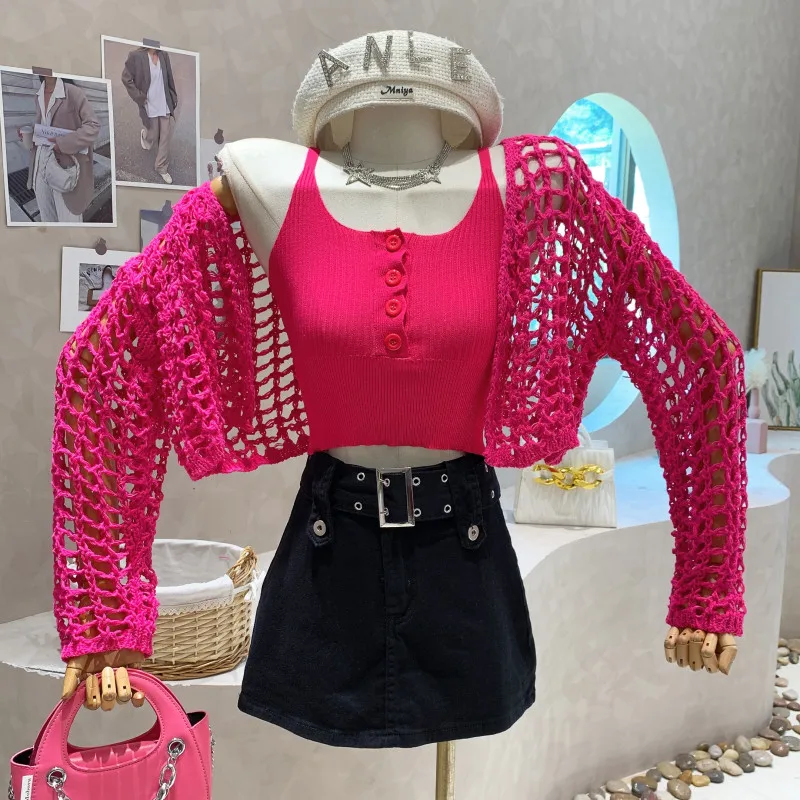 New Women's Clothing 2022 early autumn Hollow out sunscreen knitted Cardigan top coat design sexy suspender two-piece set
New Women's Clothing 2022 early autumn Hollow out sunscreen knitted Cardigan top coat design sexy suspender two-piece set