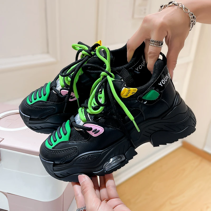 2021summer new mesh breathable reflective sneakers fashion ladies casual shoes thick bottom old shoes men and women runningshoes
2021summer new mesh breathable reflective sneakers fashion ladies casual shoes thick bottom old shoes men and women runningshoes