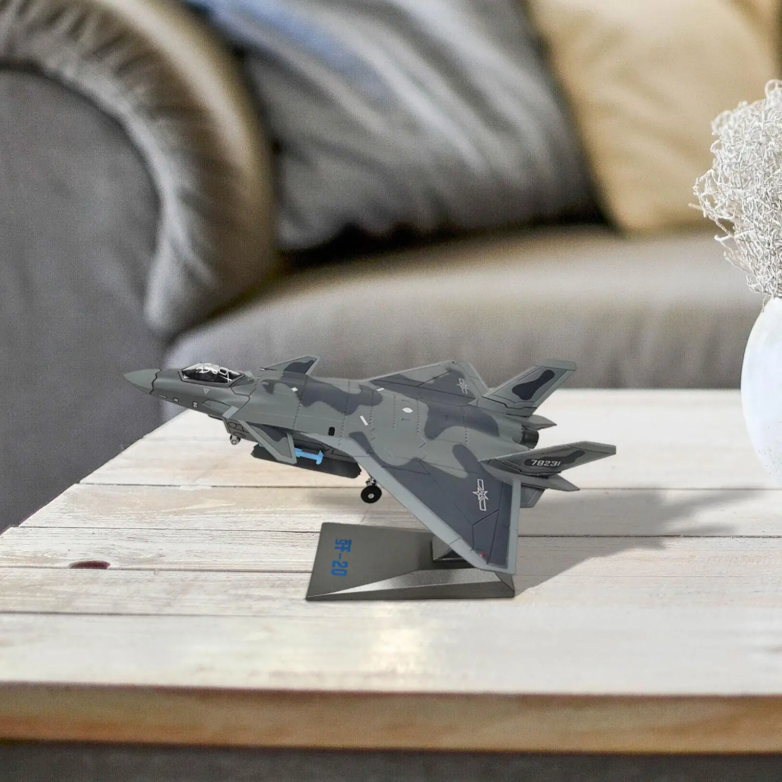 Diecast Alloy Model Kids Toys Simulation 1/100 Scale J20 Fighter for Bedroom Shelf TV Cabinet Office Aviation Commemorate
Diecast Alloy Model Kids Toys Simulation 1/100 Scale J20 Fighter for Bedroom Shelf TV Cabinet Office Aviation Commemorate
