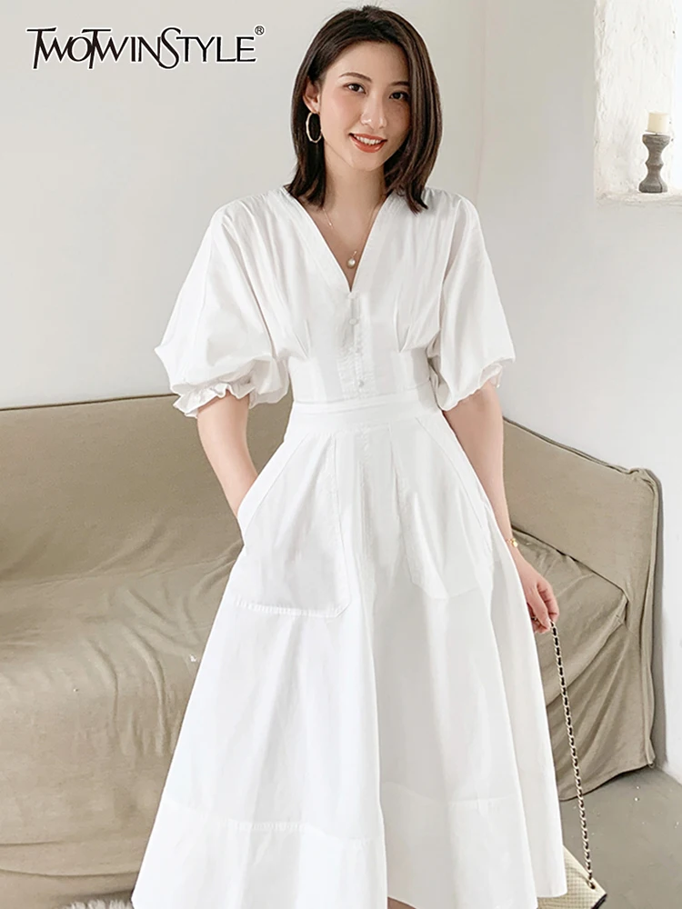 TWOTWINSTYLE Elegant White Dress For Women V Neck Short Puff Sleeve Gathered Waist Midi Dresses Female 2022 Summer Clothing New
TWOTWINSTYLE Elegant White Dress For Women V Neck Short Puff Sleeve Gathered Waist Midi Dresses Female 2022 Summer Clothing New