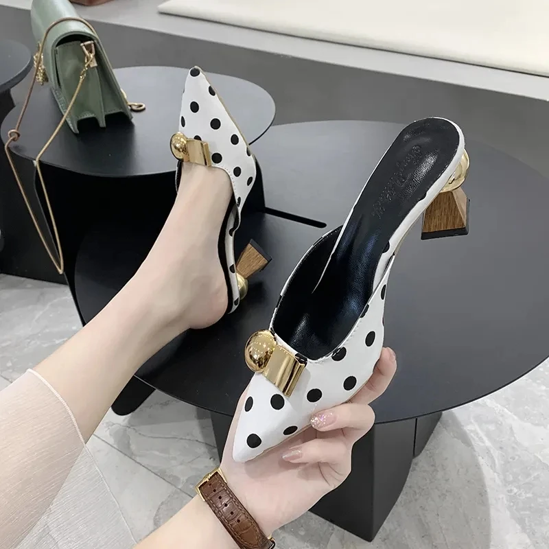 Summer Women's Shoes With Pointed Wave Point Are Fashionable And Comfortable. Wear Versatile Wine Glass Heel High-Heeled Slipper
Summer Women's Shoes With Pointed Wave Point Are Fashionable And Comfortable. Wear Versatile Wine Glass Heel High-Heeled Slipper
