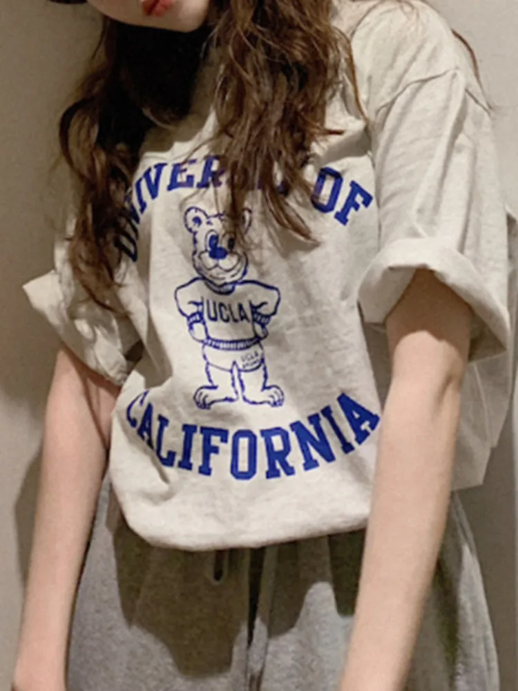 Женская летняя Свободная Повседневная тонкая футболка с текстовым принтом, модный трендовый женский топ с круглым вырезом и коротким рукав...
Женская летняя Свободная Повседневная тонкая футболка с текстовым принтом, модный трендовый женский топ с круглым вырезом и коротким рукав...