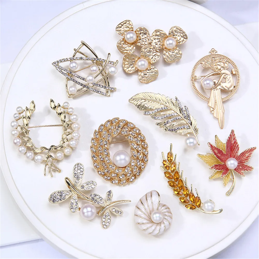DIY accessories pearl brooch to act the role of high - quality alloy corsage to hold many jade accessories trend to act the role
DIY accessories pearl brooch to act the role of high - quality alloy corsage to hold many jade accessories trend to act the role