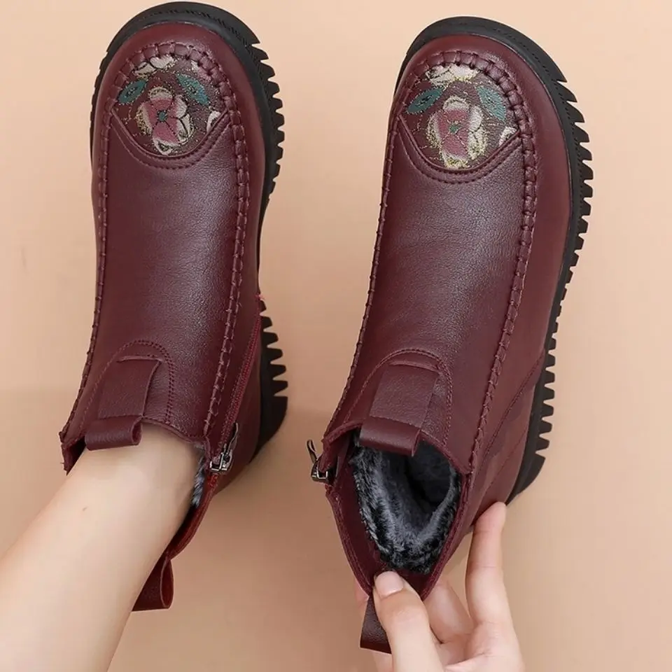 LLUUMIU Women Non-slip Waterproof Snow Boots 2022 Thick Plush Winter Keep Warm Boots Woman Flat Heels Warm Cotton Padded Shoes
LLUUMIU Women Non-slip Waterproof Snow Boots 2022 Thick Plush Winter Keep Warm Boots Woman Flat Heels Warm Cotton Padded Shoes