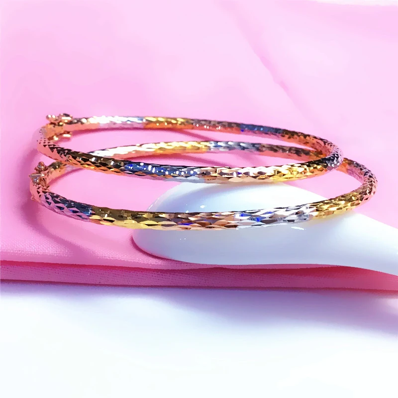 585 Purple Gold Plated 14K Rose Gold Shiny Tricolor Bracelet for Women Fashion Exquisite Light Luxury Engagement Jewelry 
585 Purple Gold Plated 14K Rose Gold Shiny Tricolor Bracelet for Women Fashion Exquisite Light Luxury Engagement Jewelry