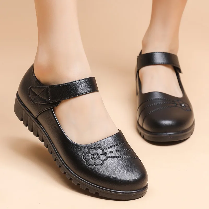 2023 Women's Cowhide Mother's Shoes Fashio Comfortable Middle aged and Elderly Non slip Women's Shoes Mother's Shoes Flat Shoes
2023 Women's Cowhide Mother's Shoes Fashio Comfortable Middle aged and Elderly Non slip Women's Shoes Mother's Shoes Flat Shoes