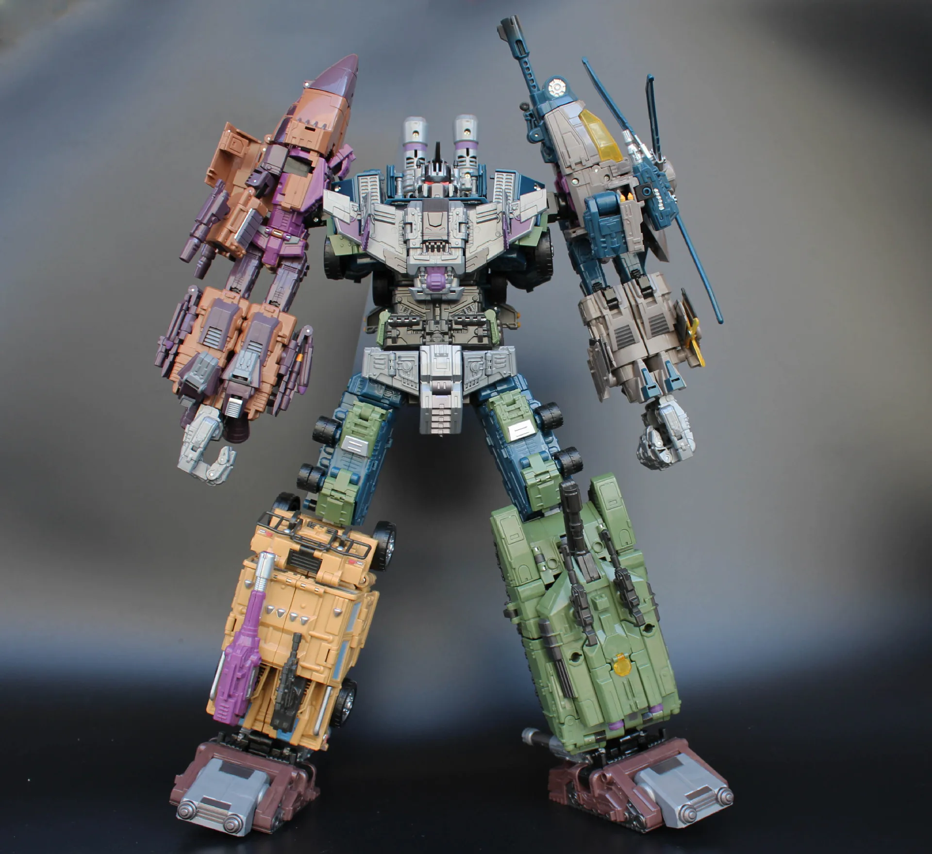 JINBAO transformation Action Figure Toy Bruticus Chariot movie Model 43cm deformation Car Robot Onslaught Brawl Blast Swindle KO
JINBAO transformation Action Figure Toy Bruticus Chariot movie Model 43cm deformation Car Robot Onslaught Brawl Blast Swindle KO