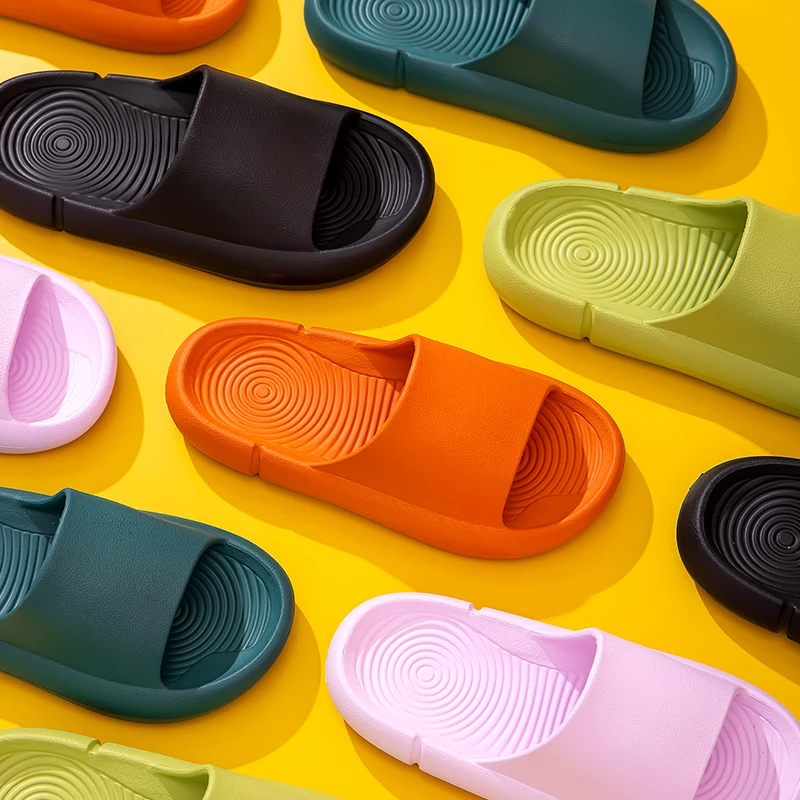 Unisex Home Slippers Summer Indoor Floor Non-slip Slippers Couple Family Women Men Bathroom Bath Sandal Slippers Zapatos Mujer
Unisex Home Slippers Summer Indoor Floor Non-slip Slippers Couple Family Women Men Bathroom Bath Sandal Slippers Zapatos Mujer