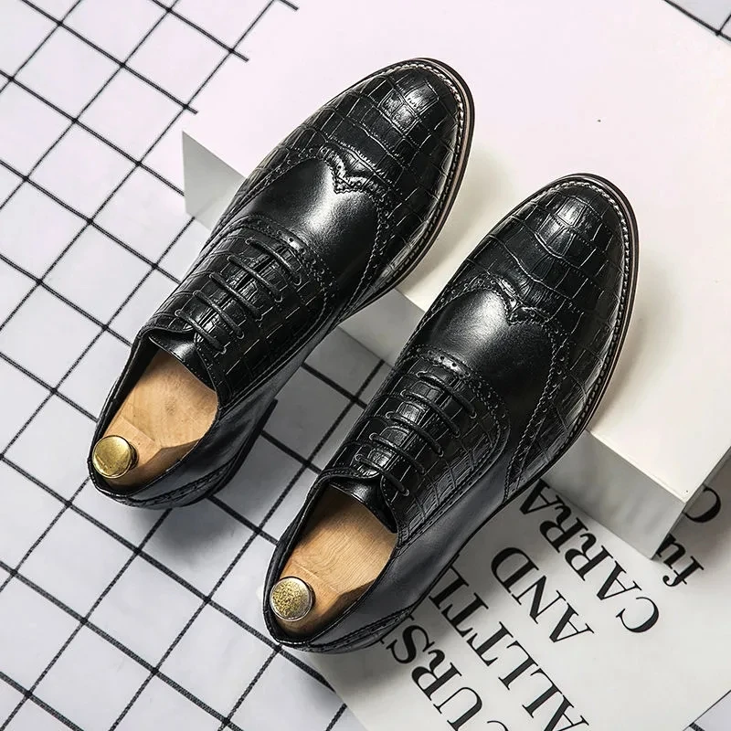 Men's Business Dress Leather Shoes Breathable In Summer Korean Fashion Leisure Pointy Trend Inner Heightening Men's Shoes
Men's Business Dress Leather Shoes Breathable In Summer Korean Fashion Leisure Pointy Trend Inner Heightening Men's Shoes