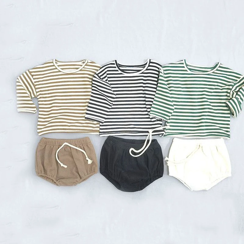Toddler baby clothes boys and girls long-sleeved striped T+ briefs two-piece suit baby spring and autumn new casual sports suit
Toddler baby clothes boys and girls long-sleeved striped T+ briefs two-piece suit baby spring and autumn new casual sports suit