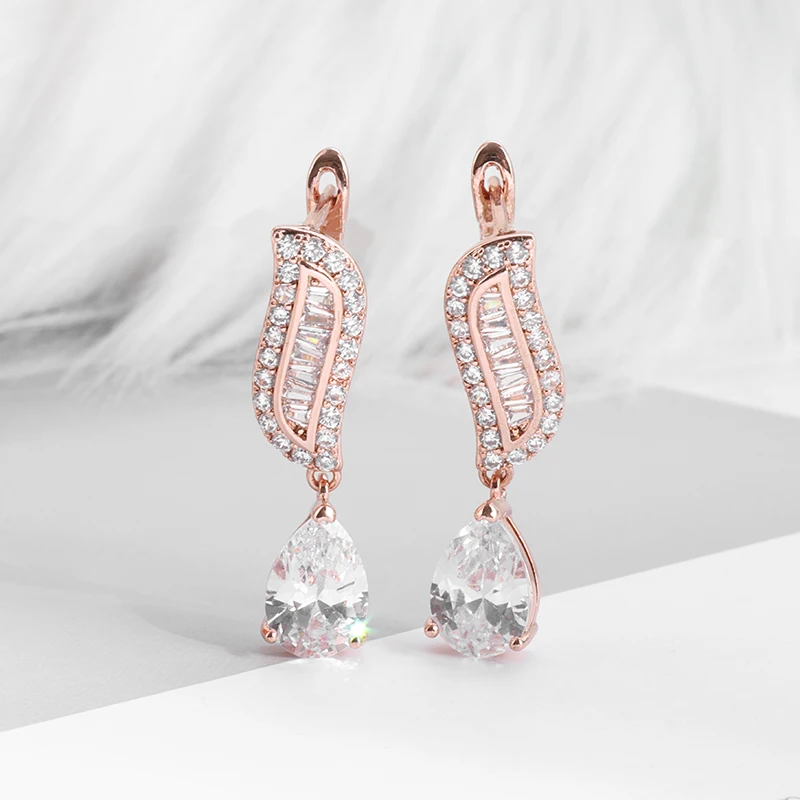 Luxury Rose Gold Inlaid Zircon Earrings Simple Fashion Ladies Dinner Party Suits Hypoallergenic Earrings
Luxury Rose Gold Inlaid Zircon Earrings Simple Fashion Ladies Dinner Party Suits Hypoallergenic Earrings