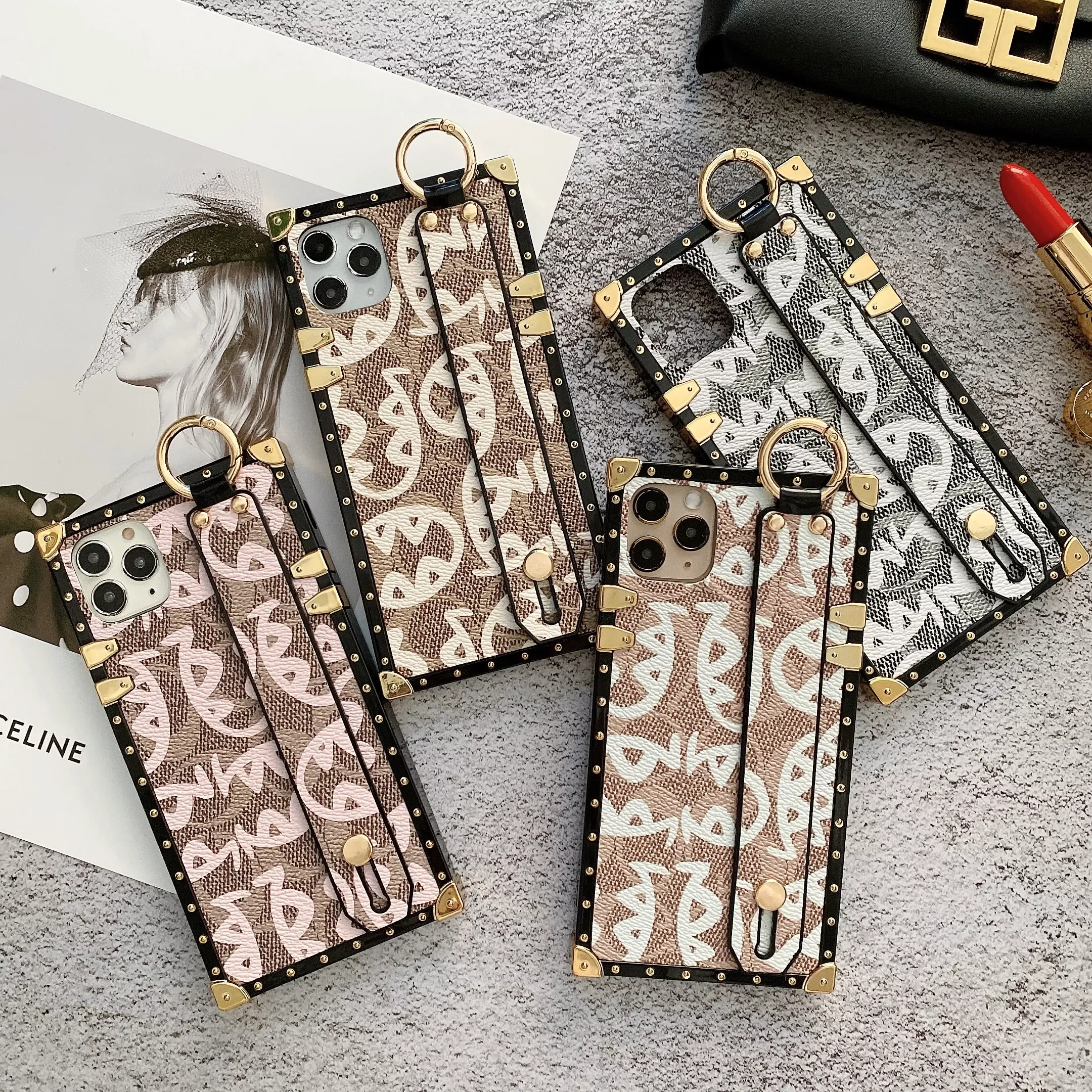 Luxury Retro Square Leather Phone Case Fashion Wristband Soft Silicone Case for IPhone 12 11 Pro MAX X XS XR 6S 7 8 Plus SE 2020
Luxury Retro Square Leather Phone Case Fashion Wristband Soft Silicone Case for IPhone 12 11 Pro MAX X XS XR 6S 7 8 Plus SE 2020