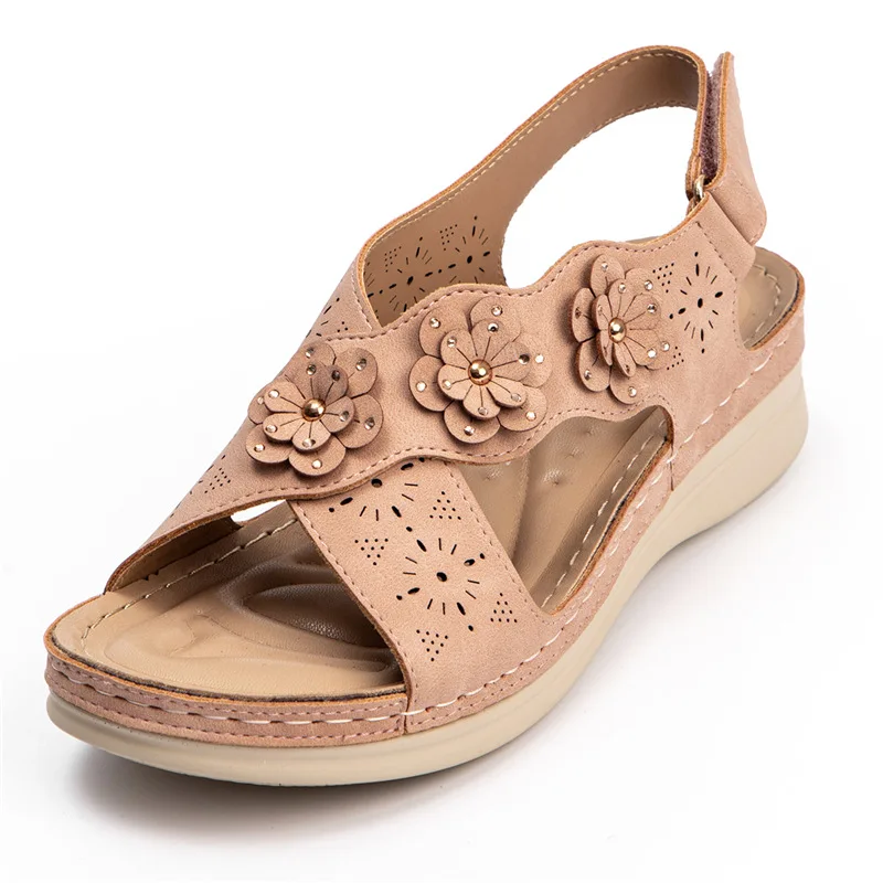 Women's shoes 2021 new sandals women summer flowers casual hollow foreign trade large size female sandals
Women's shoes 2021 new sandals women summer flowers casual hollow foreign trade large size female sandals