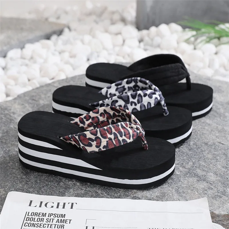 Shoes Womens Slippers Outdoor Platform Slides Rubber Flip Flops Heeled Mules On A Wedge Flat Leopard Massage Hawaiian Summer
Shoes Womens Slippers Outdoor Platform Slides Rubber Flip Flops Heeled Mules On A Wedge Flat Leopard Massage Hawaiian Summer