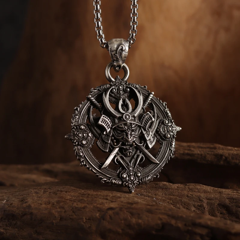 Vintage Japanese Bushido Spirit Pendant Necklace for Men Symbol Jewelry of Japanese Samurai Strength
Vintage Japanese Bushido Spirit Pendant Necklace for Men Symbol Jewelry of Japanese Samurai Strength